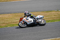 enduro-digital-images;event-digital-images;eventdigitalimages;mallory-park;mallory-park-photographs;mallory-park-trackday;mallory-park-trackday-photographs;no-limits-trackdays;peter-wileman-photography;racing-digital-images;trackday-digital-images;trackday-photos